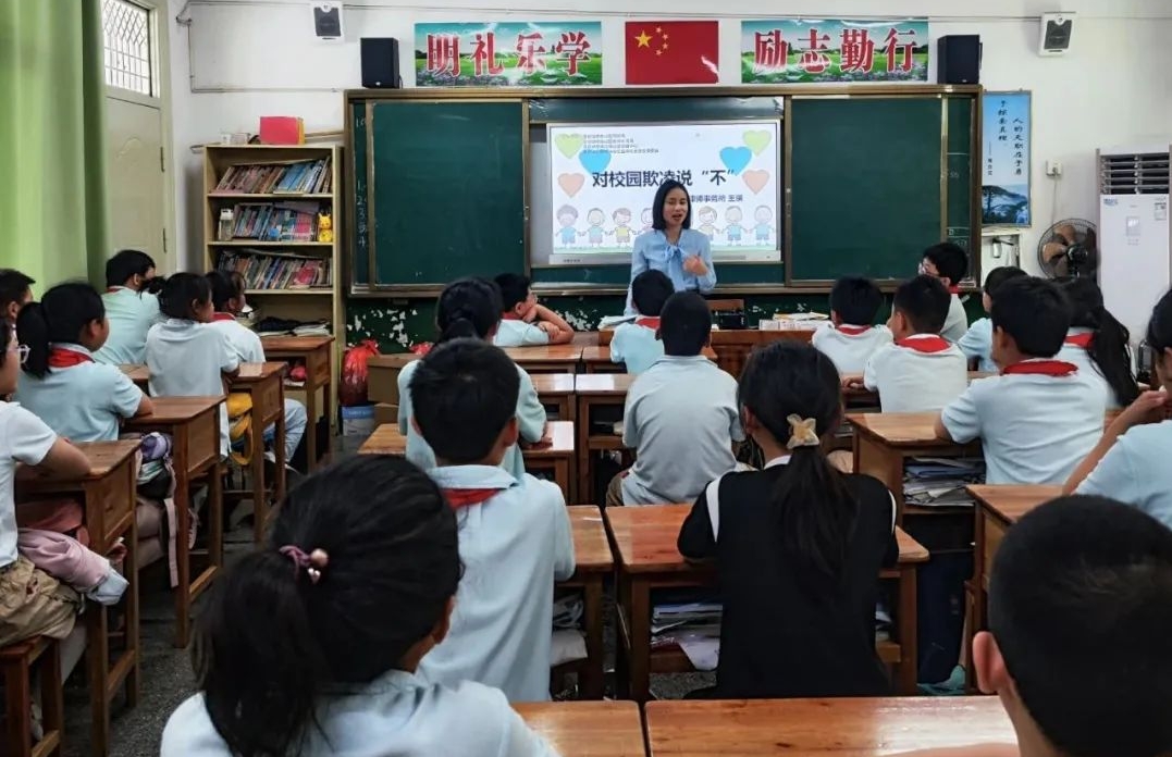 法治护航 相伴成长 | 景德镇市第七小学与我所签约法治共建合作暨开展“六一